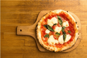 Famous Italian dish pizza margherita